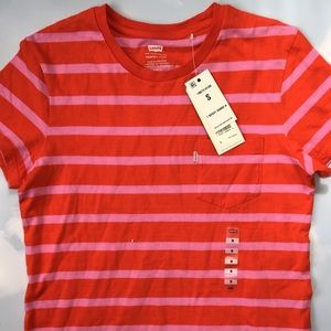 Striped Levi’s tee